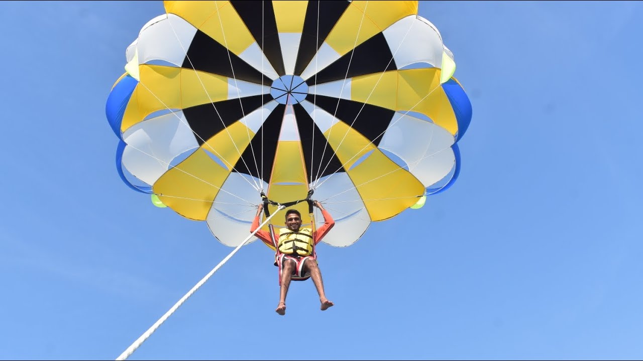 Nagoa Beach in Diu - The Best Beach for a Perasiling Ride 