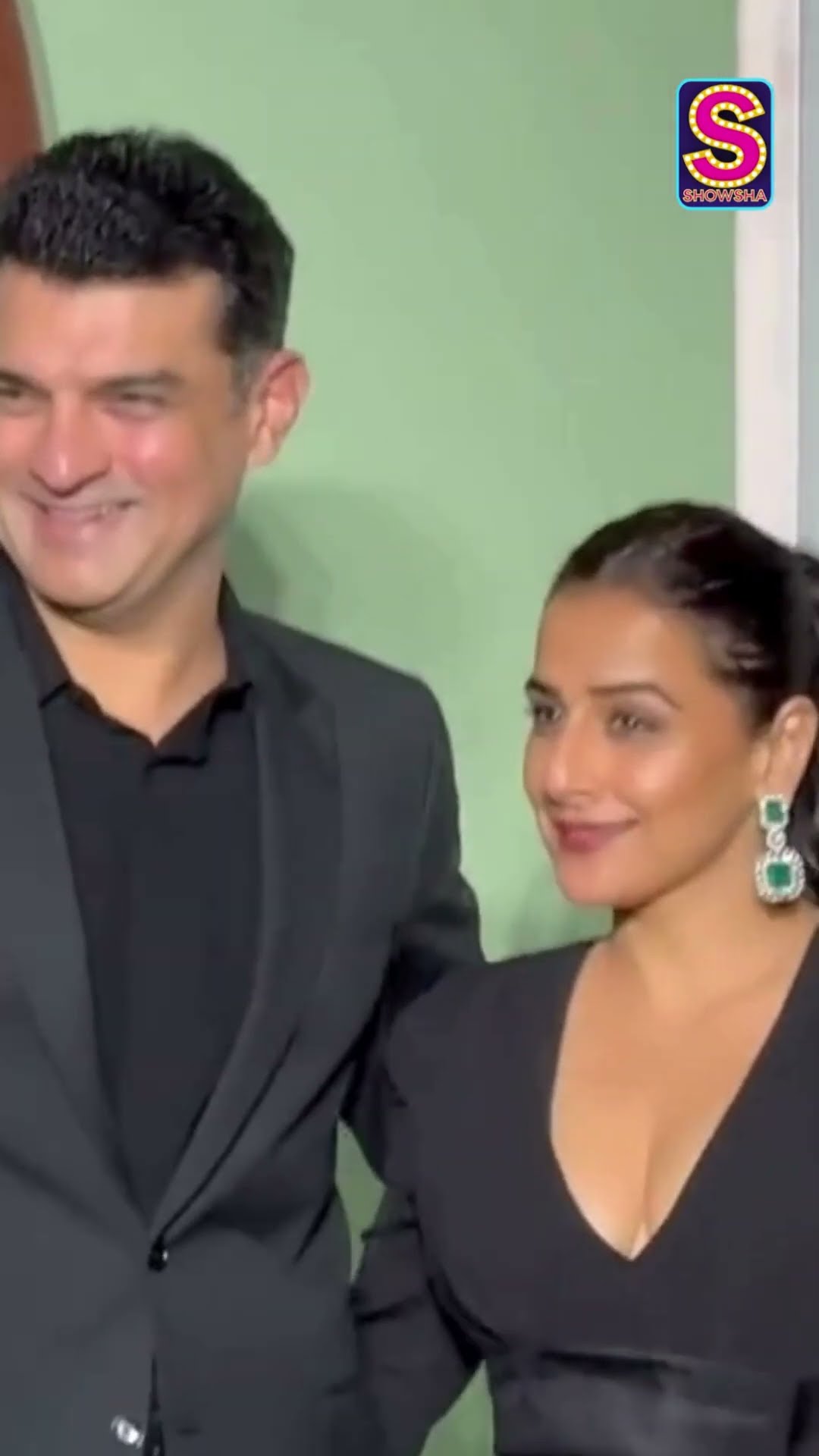 Power Couple: Vidya Balan And Siddharth Roy Kapur Dazzle At NMACC Arts Café Preview Night | N18S