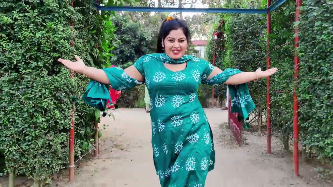 সুবর্ণার অস্থির ডান্স/Samir Engune Nosto/Bangla New Tanding Song/Miss Liton/Subrna/Jhenaidah Dance