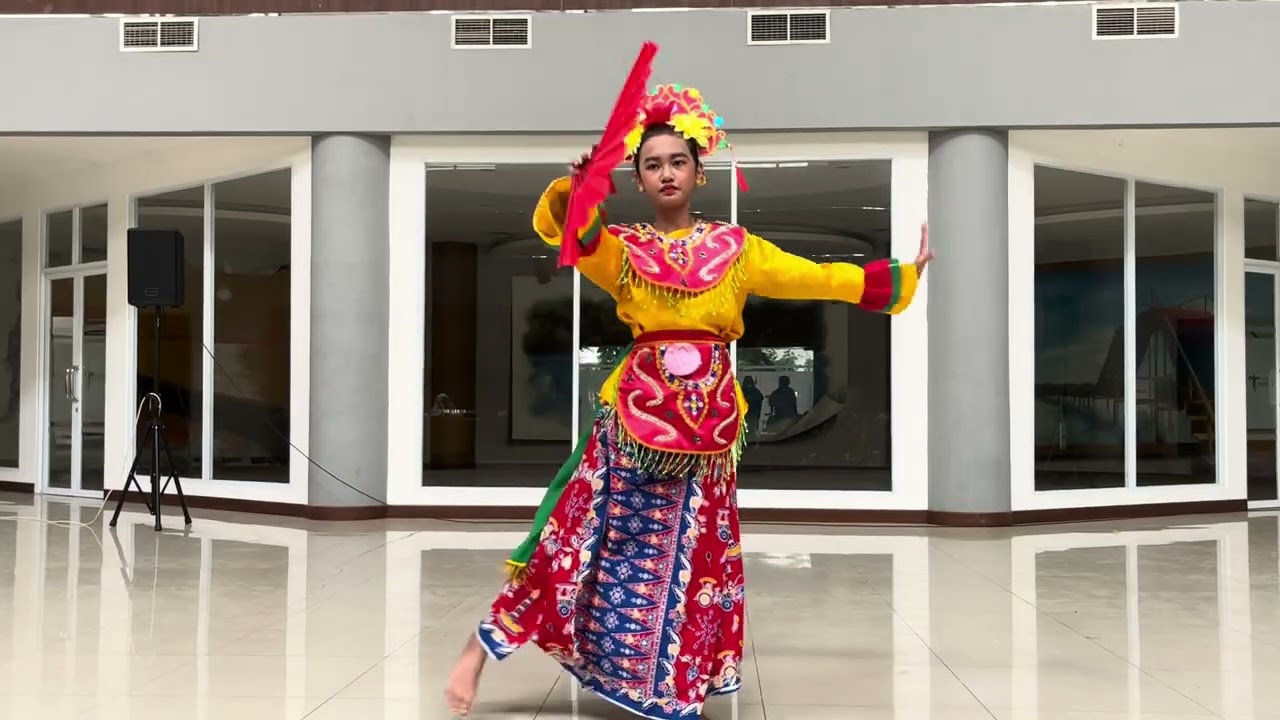 Tari geboy, serendong, genjring party, kalang Sunda, banjaran kembang, gandrung bandung, tari piring