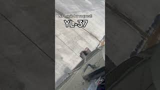 Starting up a UH-34D Sikorky helicopter - Wright Cyclone R-1820 Engine
