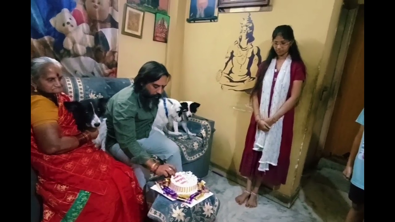 Happy Birthday! || Enjoy cutting a special cake || Happy Birthday to you munna 🎂🍫🎈🎊