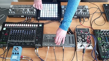 Friday 05/05/23 Acid Jam - TR-8S / SH-01A / 2x TD3 / NTS-1 #acid #dawless #electronicmusic