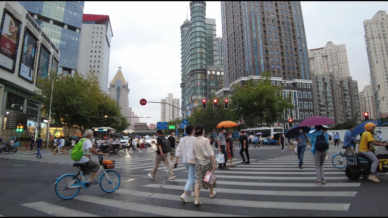 Lujiazui Finance City ｜Tour Shanghai 4K Street View｜Riverside avenue ...