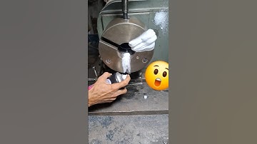 lathe chuck cleaning with foam spray #mechanical #engineering #lathe #shorts #chuck #cleaning #trick