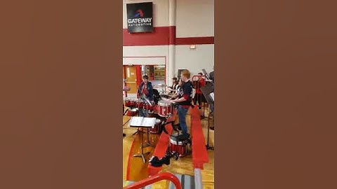 Playing the pornhub theme at a school basketball game