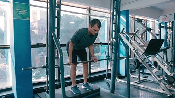 Remada Curvada No Smith com Pegada Supinada