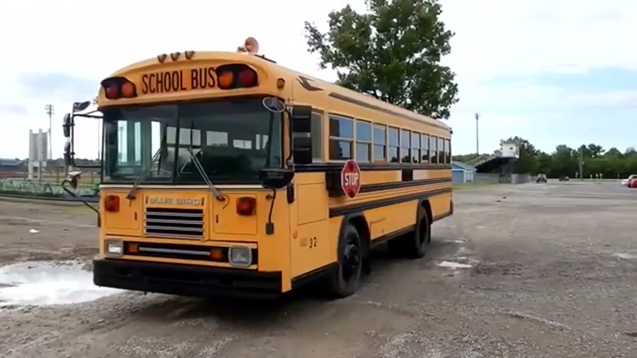 2002 Blue Bird TC2000 21 Passengers