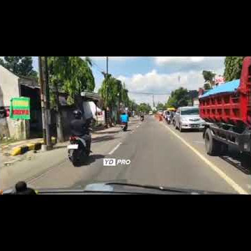 LAMPU MERAH TEK AN MADIUN ||    ANTRI PANJANG#Shorts