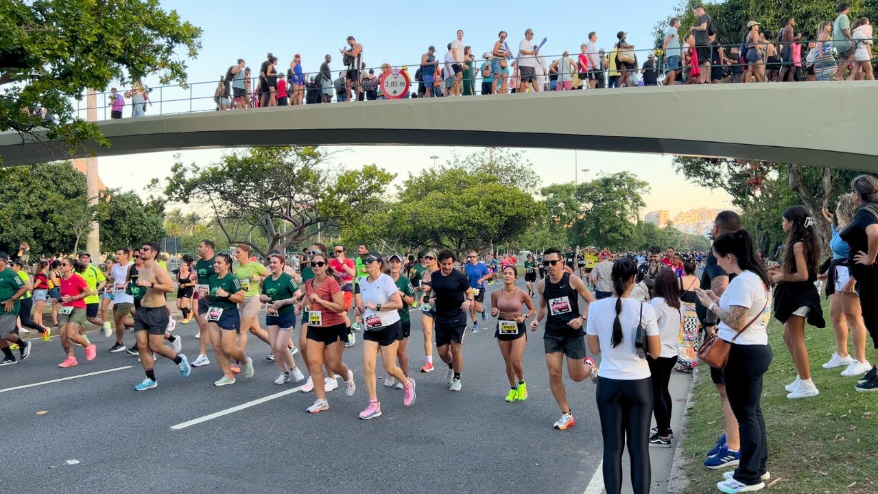 A DIFFERENT HOLIDAY AT FLAMENGO PARK — RIO DE JANEIRO 【4K】