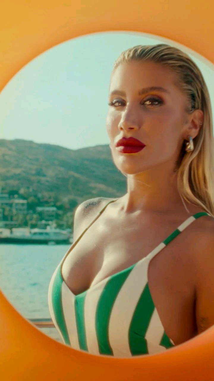 İrem Derici - Gidelim Mi Buralardan #shorts