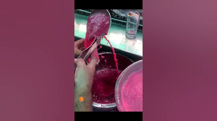 Best Way to Open a Pomegranate in 60 Seconds - Pomegranate Juice