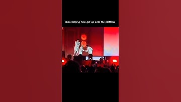 the way chan offered his hand to felixx❤️ #skz #felix #bangchan #chanlix #shorts