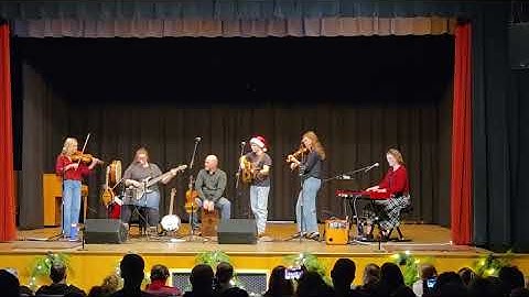 Hùg Air A’Bhonaid Mhòir/ Bell Carol (twin fiddle) / Superfly