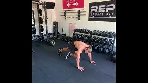 Push up w/ mountain climbers