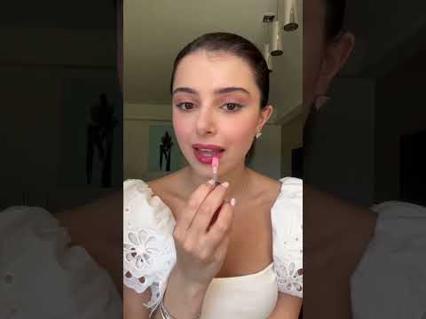 ماريتا الحلاني ت شارك يومياتها مع الجمهور