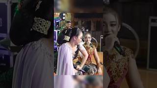 Wong Wedok Senengane Ndodok   Syahiba Dan Niken Salindry