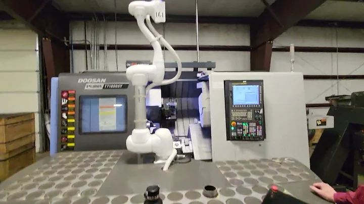 Doosan CNC Turning Center Auction - Lot 160 DOOSAN TURNING CENTER MODEL PUMA TT1800SY; 2019.01