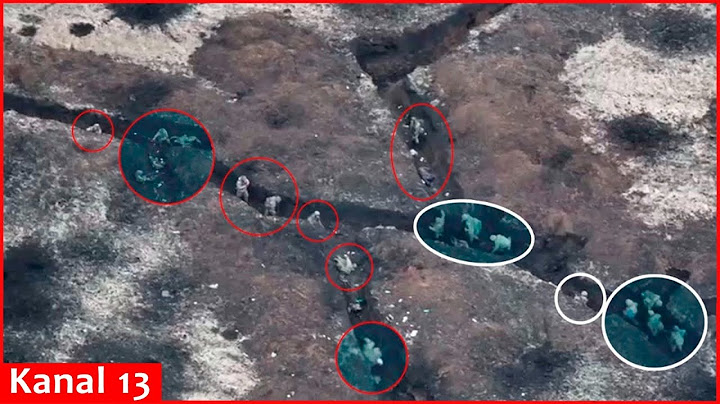 Ukrainian troops are ATTACKING a trench where a large number of Russians are hiding near Bakhmut