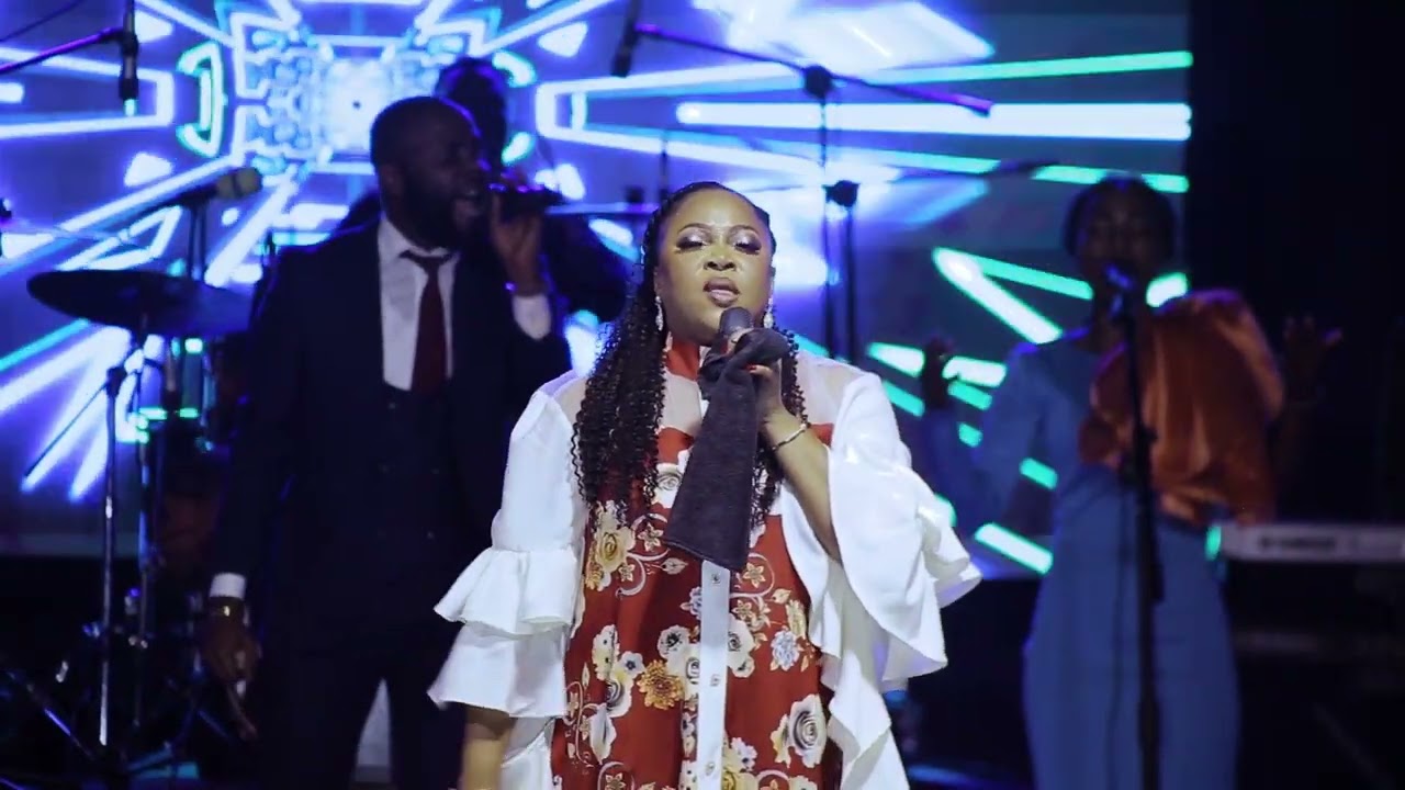 Acsa Olangi Kaseya - Azali te - [Live Concert Kampala]