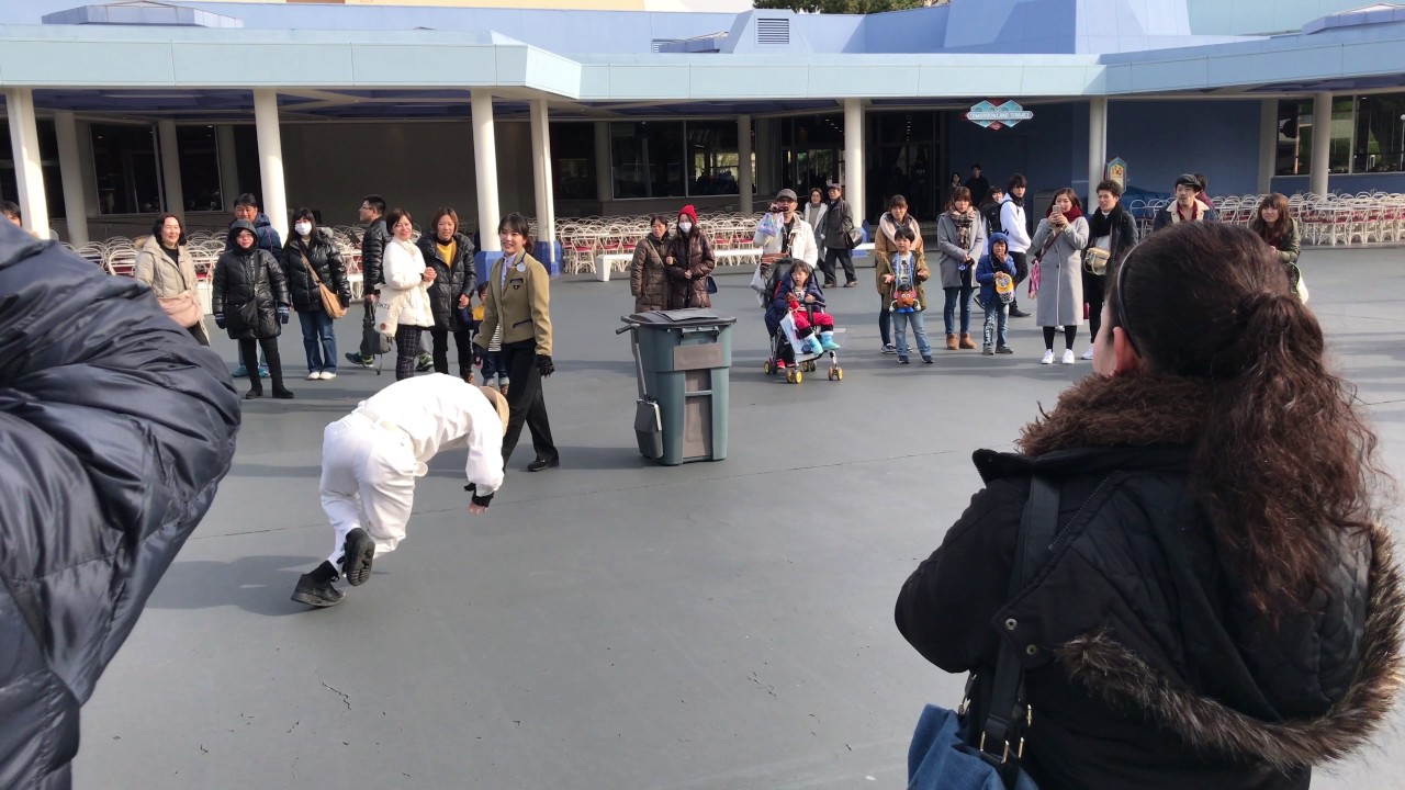 2017/1/19  ディズニーランド　ブレイクビートダンサーズ