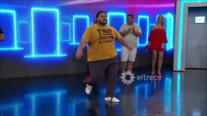 En la puerta del grandote, fue un profe de folklore y dio cátedra de baile