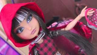 Dolly Review: Ever After High's Cerise Hood (Confessions of a Doll Collectors Daughter)