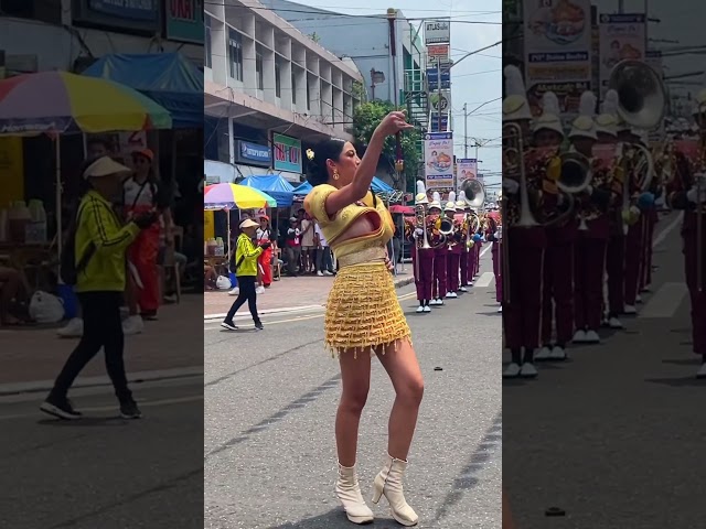 'University of Saint Anthony (USANT)' Band u0026 Majorettes Parade | Peñafrancia Festival 2023 class=