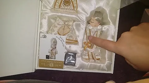 Discover the world of ball-jointed dolls with Madonna Lily