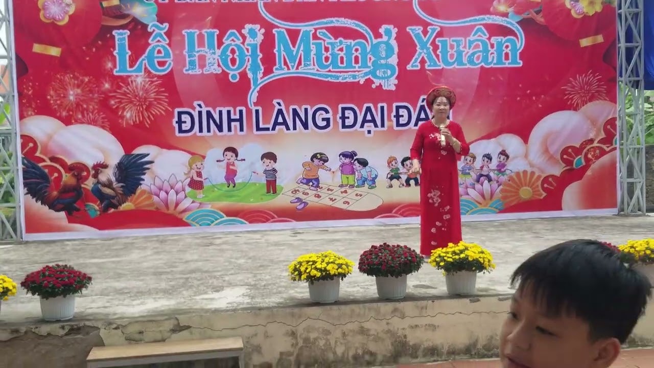 Văn nghệ của ban nhạc đình làng Đại Đán vui mở hội đầu năm Bính Ngọ 
