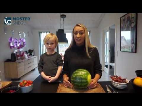 Video: Sådan Laver Du En Frugtslag I En Vandmelon