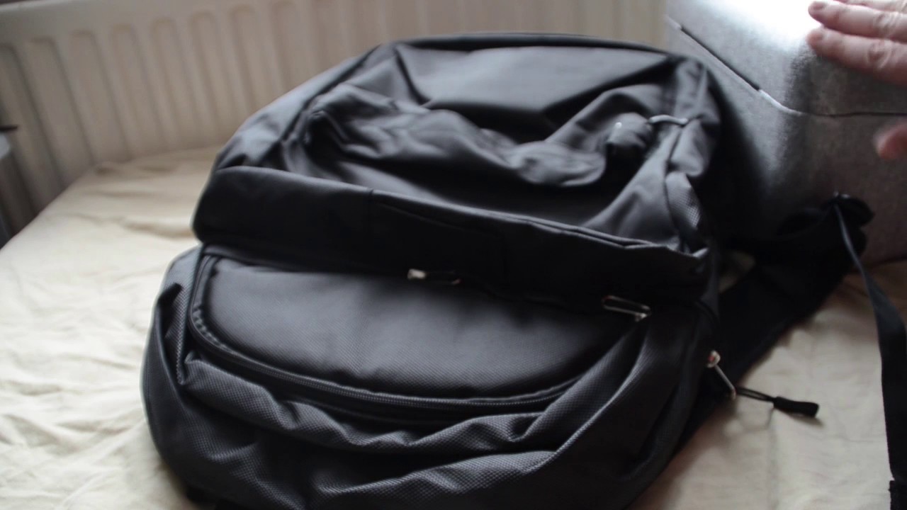 DJI phantom 4 bag review and sunshade.