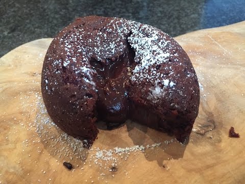 gluten-free-lava-cake-with-raspberries