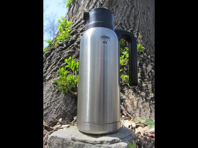 Thermos TGB10SC Stainless 32 oz. Vacuum Insulated Carafe