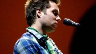 Video thumbnail of "Rufus Wainwright - Nobody's Off The Hook (Gateshead 190410).MPG"