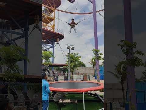 Bungee Trampoline @Treat
