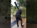 Pose d une douche extérieure s’abstenir #pourtoi #douche de jardin #humour