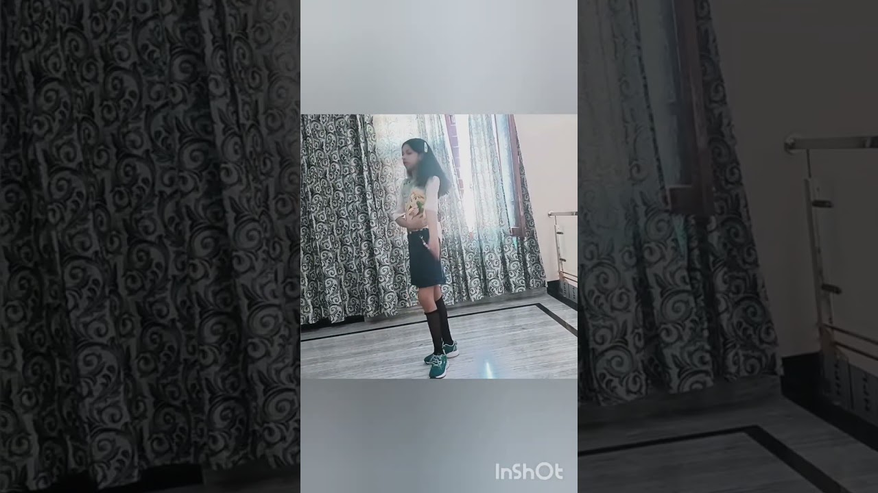 SUNMI 'YOU CAN'T SIT WITH US' 