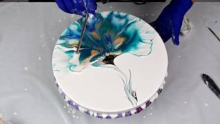 Did I Push It Too Far? Real Time Bloom Experiment on Round Canvas 🌼