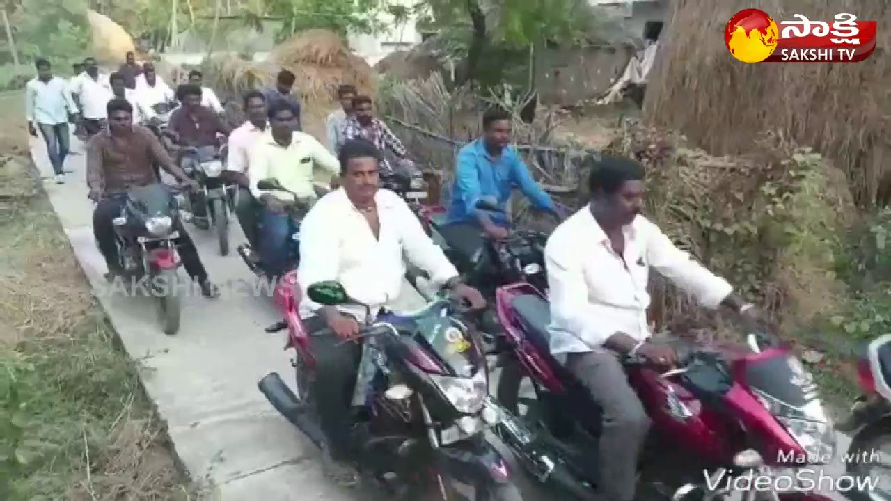 Repalle YSRCP MLA Candidate Mopidevi Venkata Ramana election campaingn
