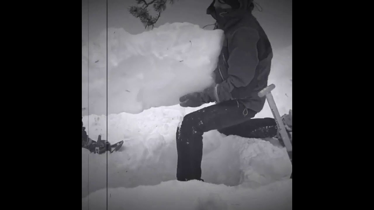 Stage 24h Raquettes + Construction et Nuit en Igloo - Pyrénées Orientales
