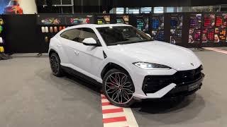 Hybrid Powerhouse: Lamborghini URUS SE with 789 Horsepower #lamborghini #electriccar #supercars