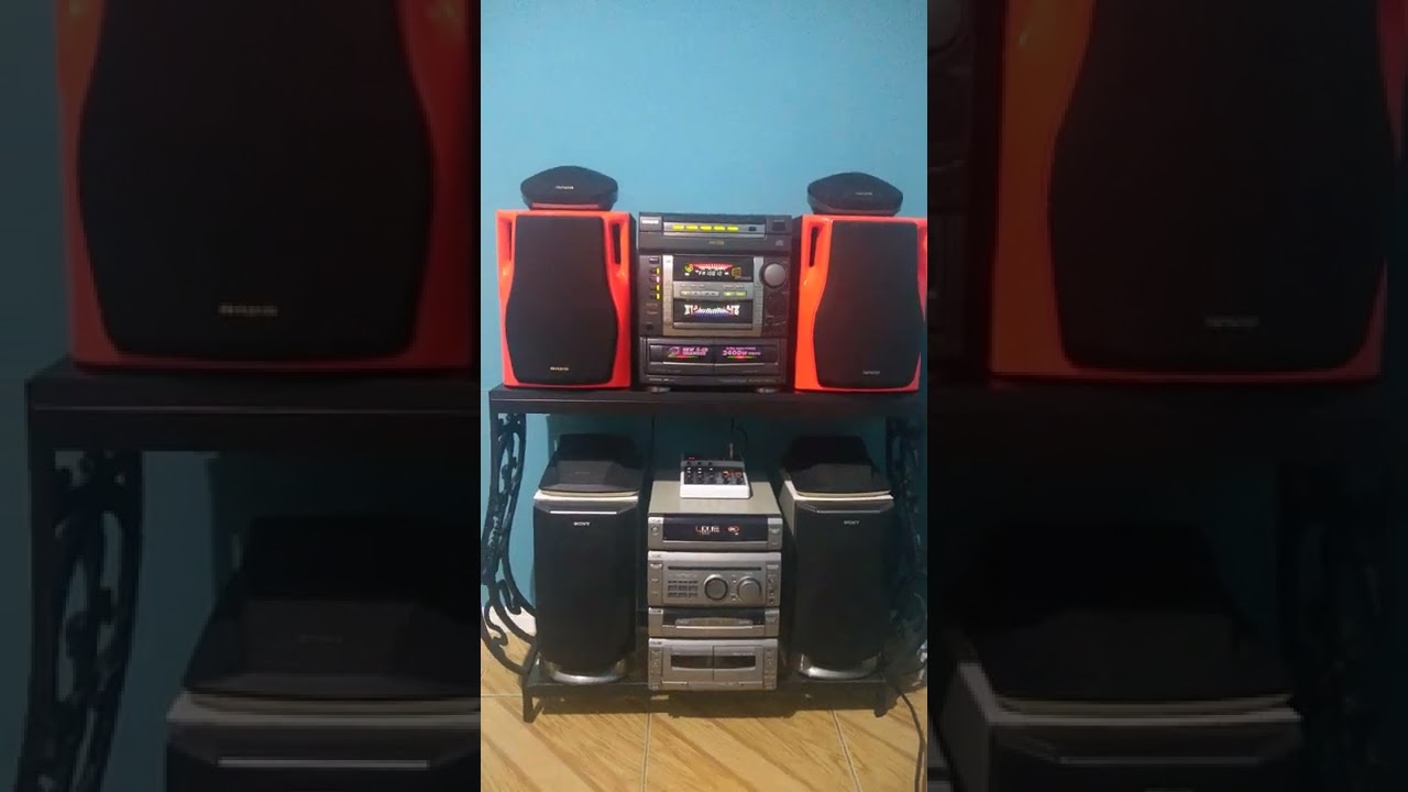 Mini System aiwa f9 e Sony FH W55