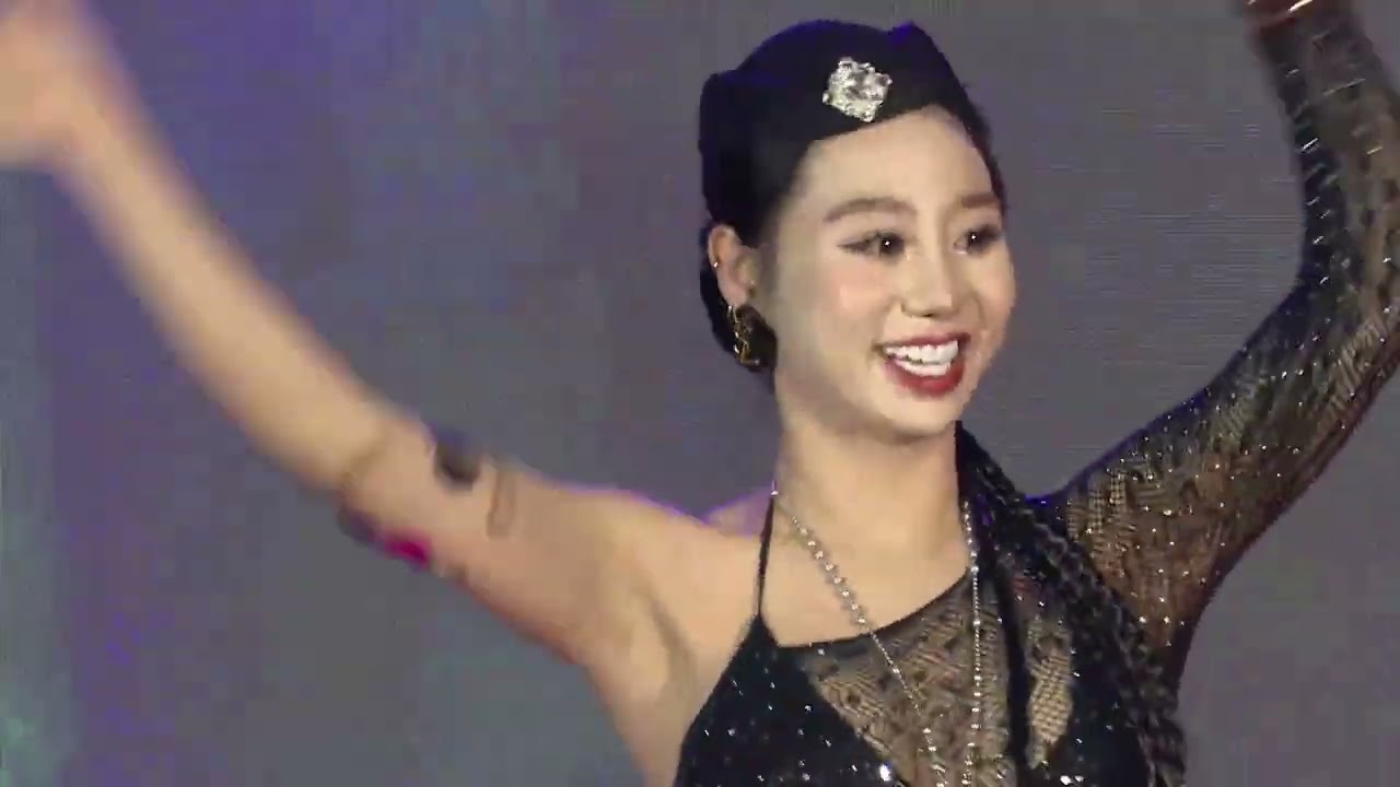 2.DJ Dung Nhi.Đi giữa trời rục rỡ (Trong chương trình Thôn An Lại đón xuân 2026)