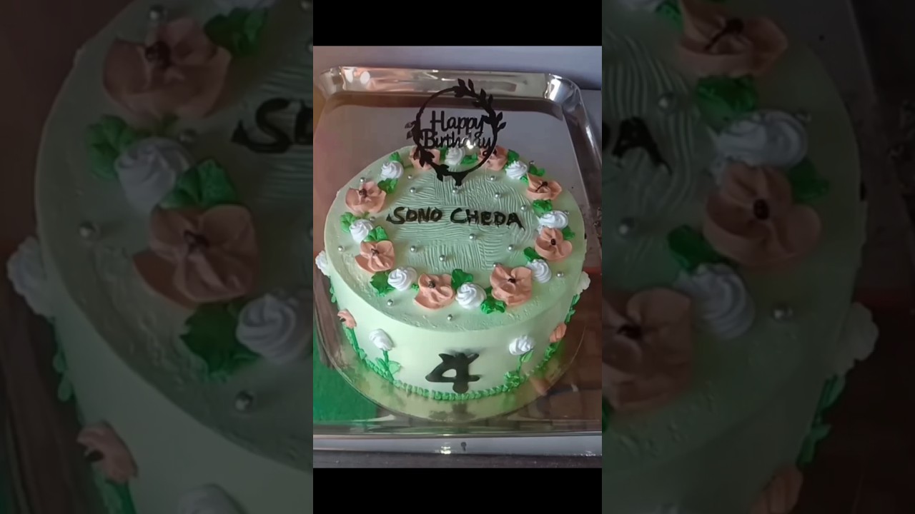 Floral cake #cake #cakedecorating