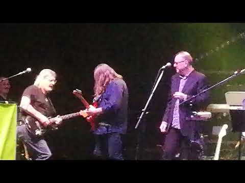 Ismerős Arcok koncert