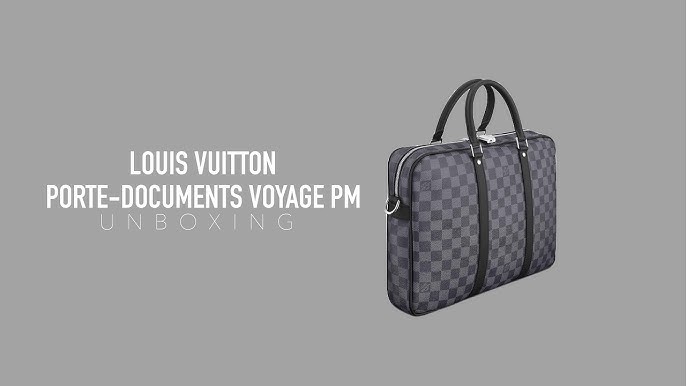 Louis Vuitton Porte Documents Voyage Brown Cloth ref.262056 - Joli Closet