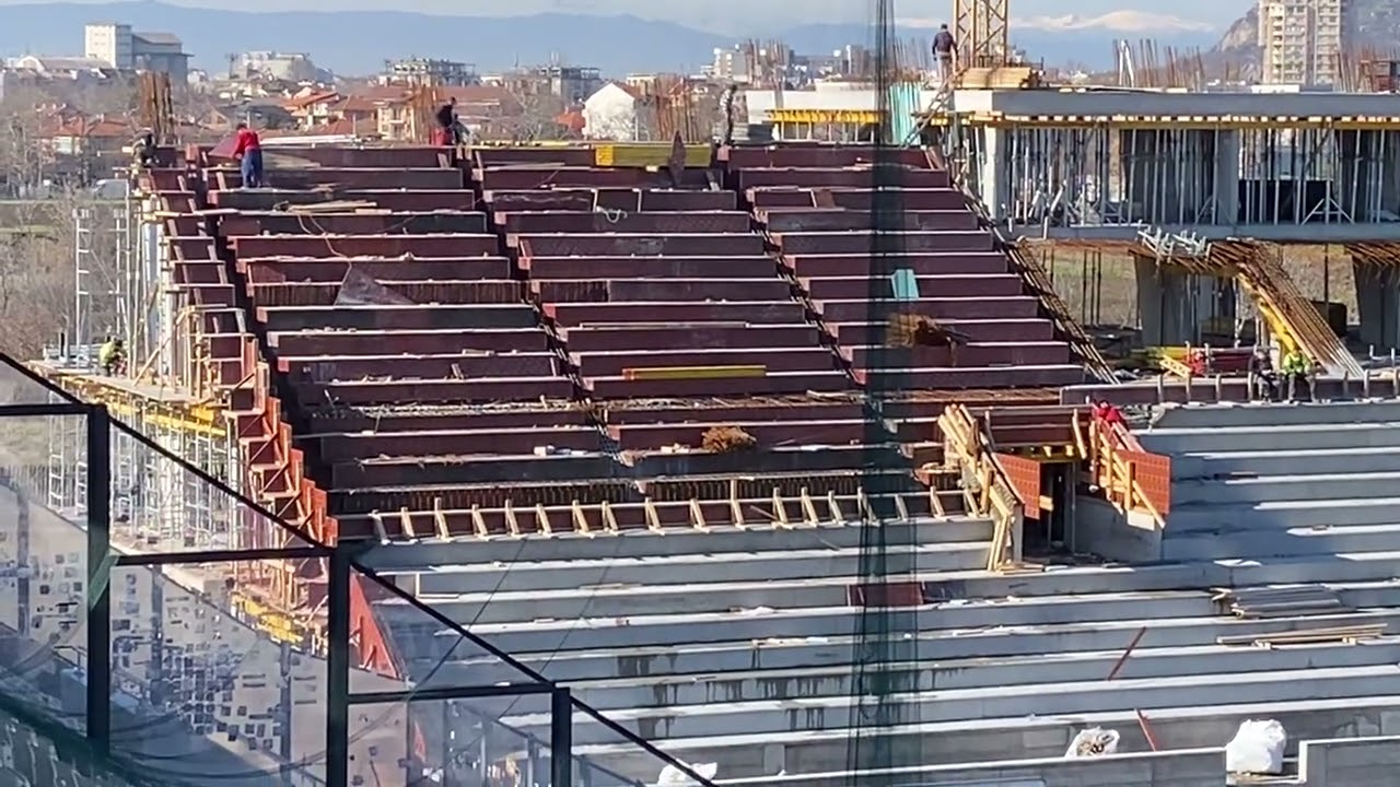 28/01/2026 - РАБОТАТА ПО ЦЕНТРАЛНАТА ТРИБУНА ПРОДЪЛЖАВА ПОД ПЪЛНА ПАРА👋