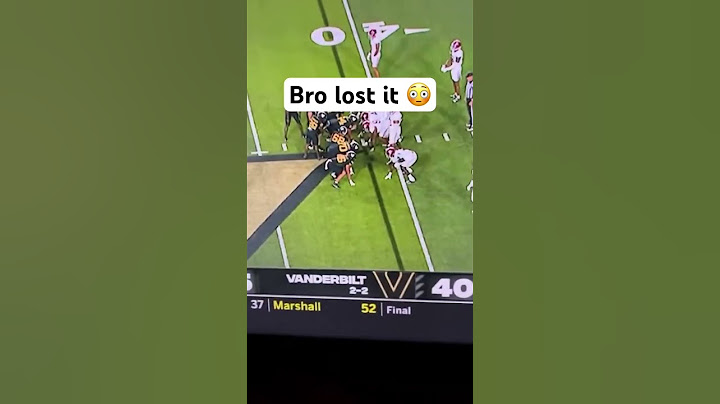 Alabama captain has MELTDOWN towards end of Vanderbilt game, later apologized 🏈 #shorts