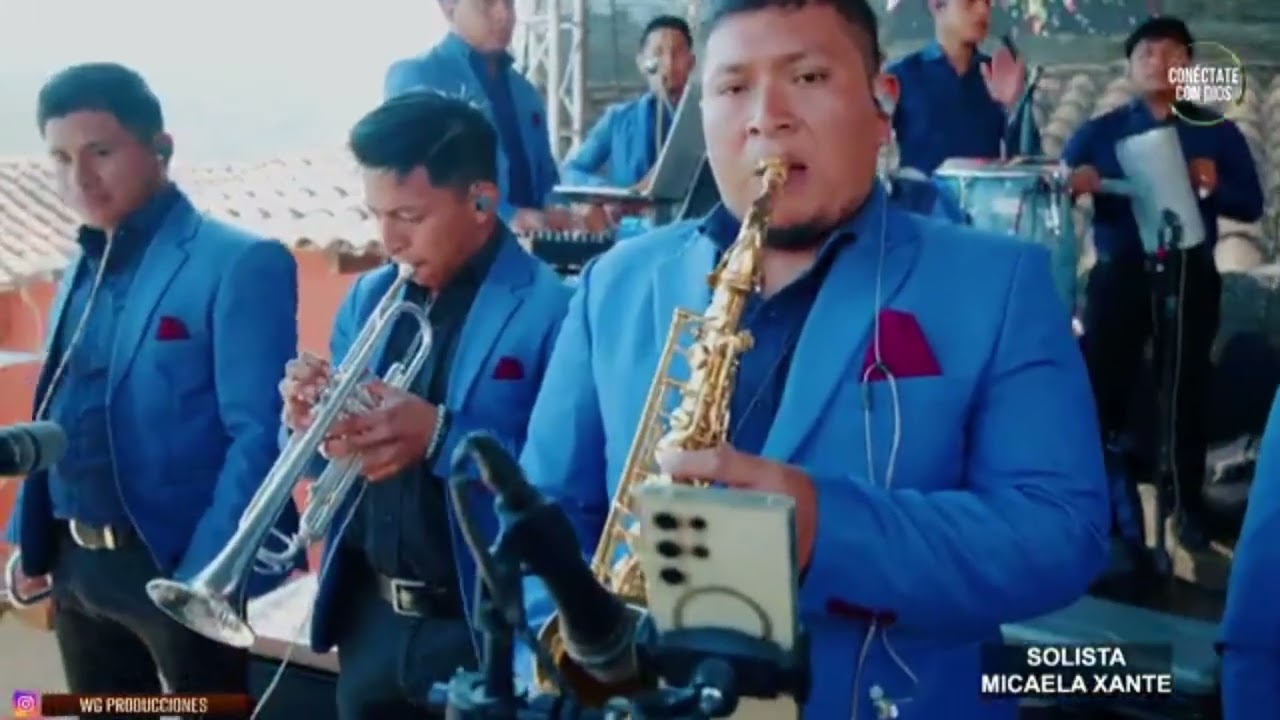 SOLISTA MICAELA XANTE CADENA DE COROS